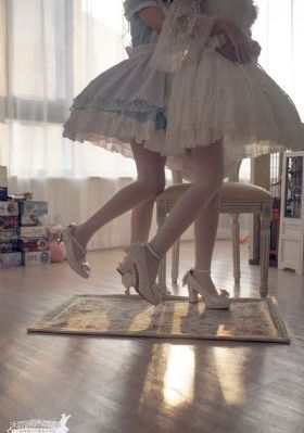韩剧年轻的保姆_中文字幕在线观看