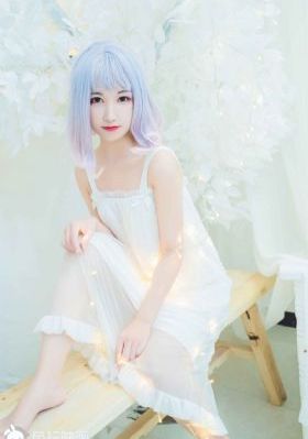 篠田优办公室的黑色丝袜视频_HD免费全集观看